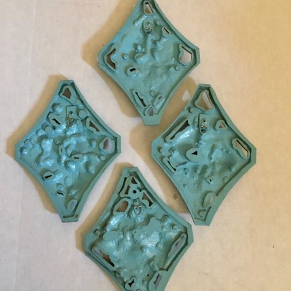 Universal Statuary Mid Century  Plaques - Picture 6 of 7